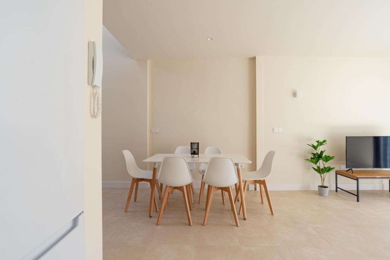 Urbe10 Carreteria Big Terrace Suite Málaga Exteriör bild