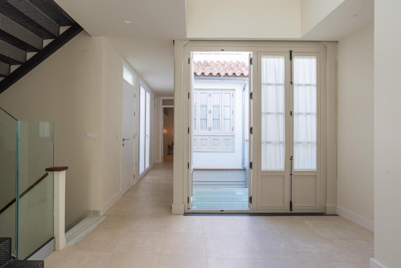 Urbe10 Carreteria Big Terrace Suite Málaga Exteriör bild