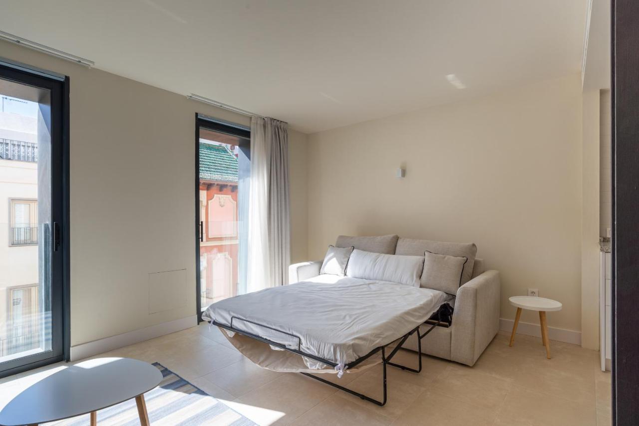 Urbe10 Carreteria Big Terrace Suite Málaga Exteriör bild